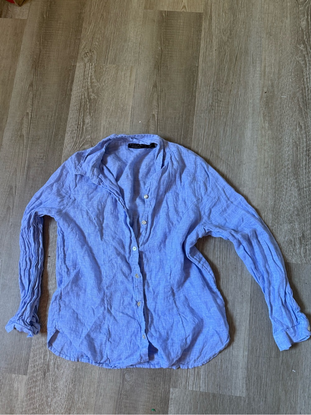 Tahari Light Blue Casual Linen Button-Down Shirt